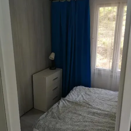 Instytut Wypoczynku - Nad Jeziorem Mausz *